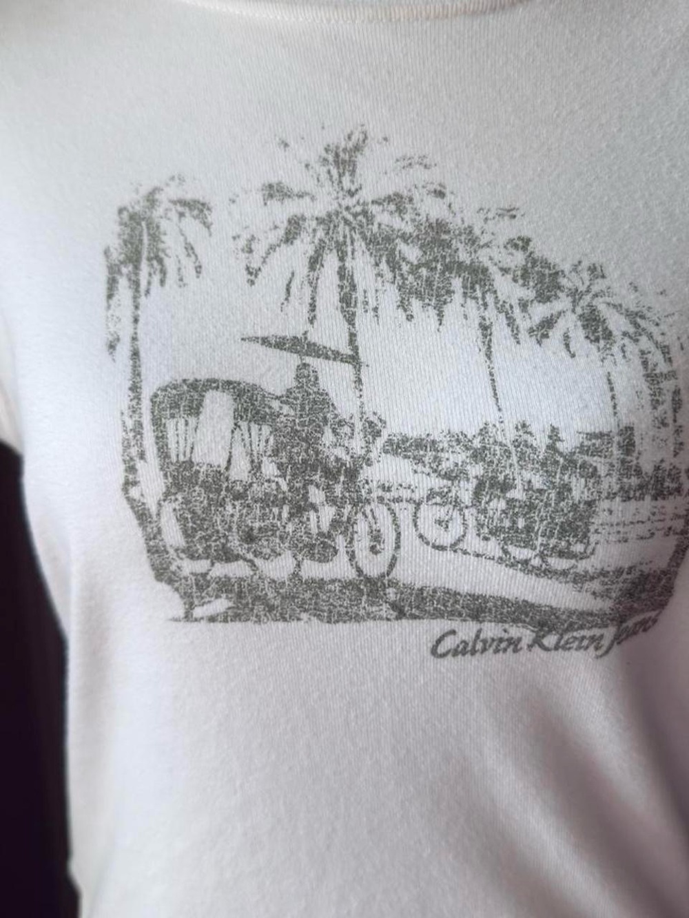 Calvin Klein Jeans Women's White Graphic Tank Top - Picture 2 of 4